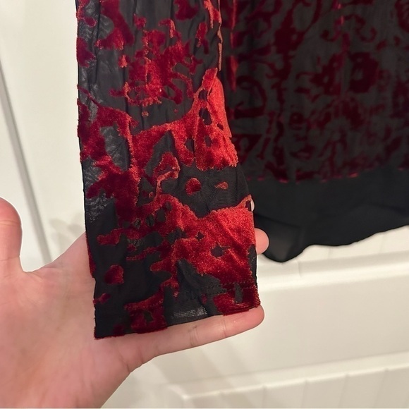 Vera Wang lingerie style black long sleeve semi-sheer blouse red velvet details - Picture 3 of 11